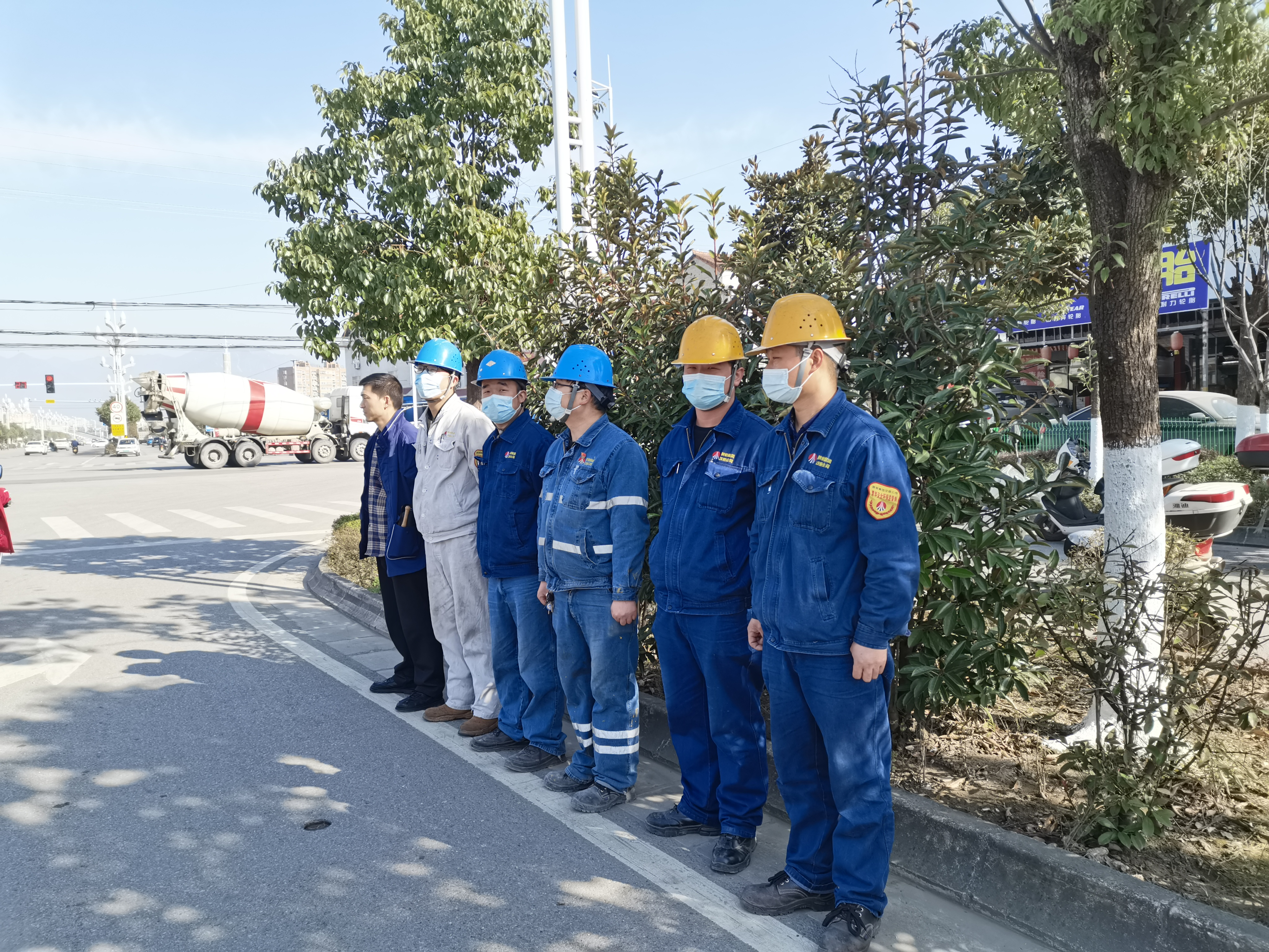 這個(gè)冬天，煉鋼廠邀您一起平安出行