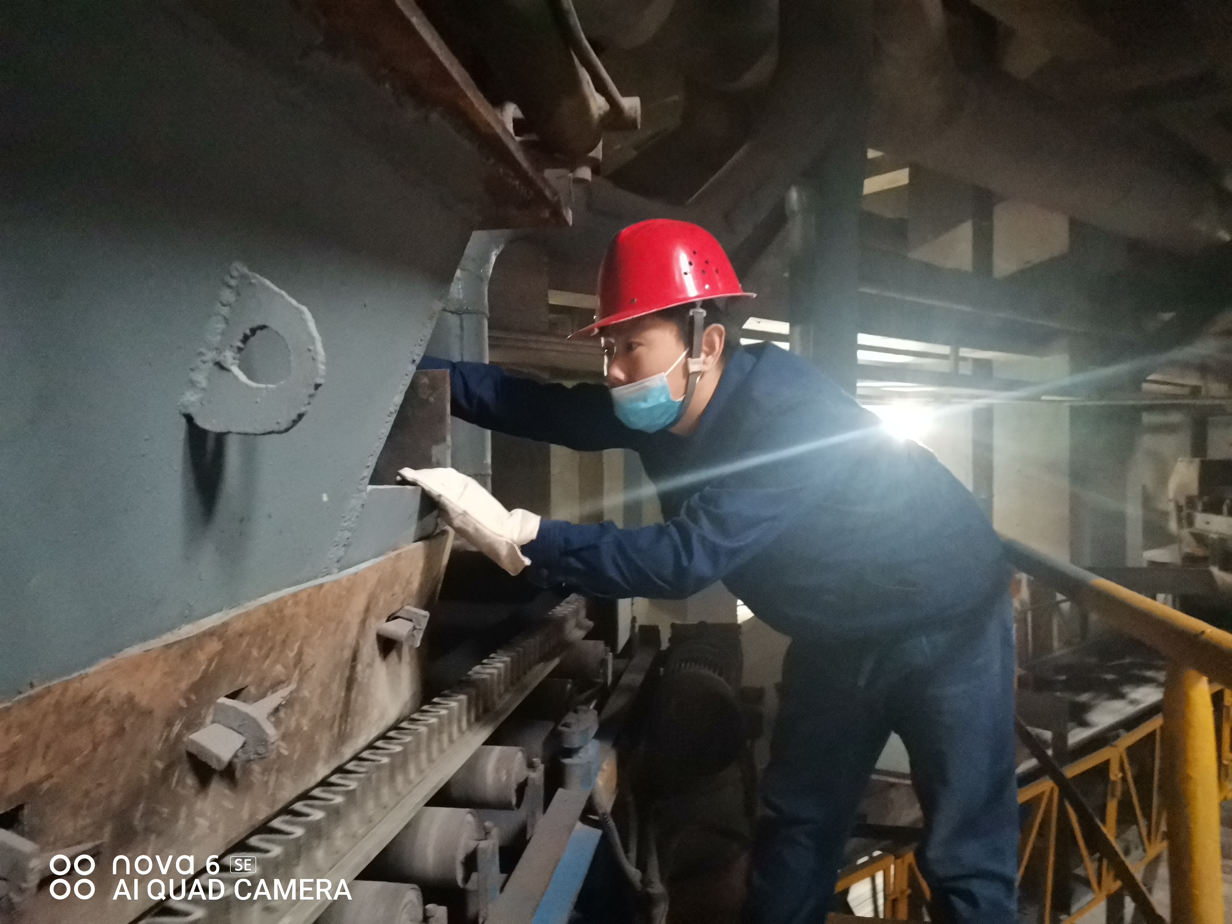 踐行作風建設(shè)，推動黨風廉政走實走深