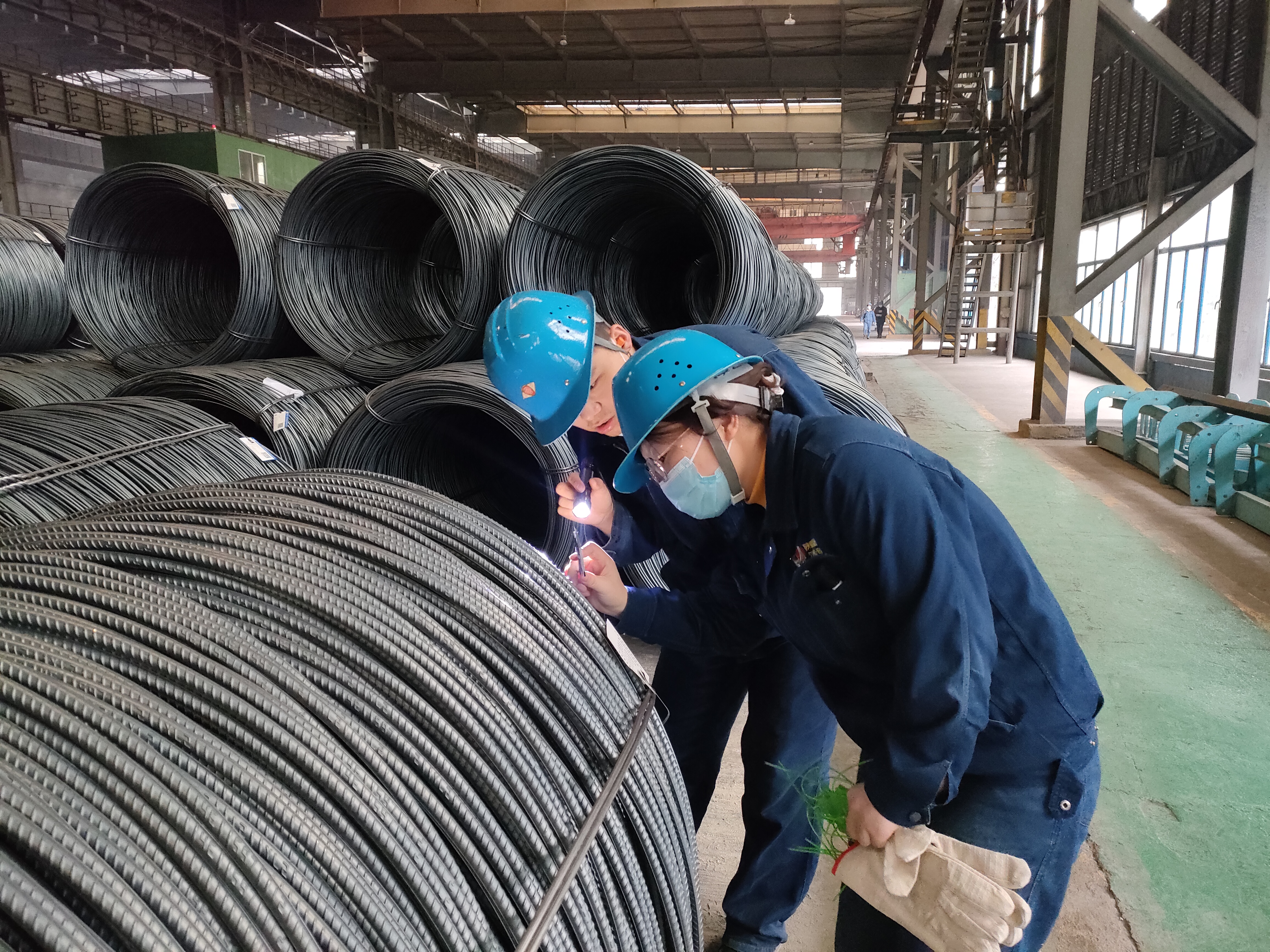 0.4％~5％  軋鋼廠跑出生產(chǎn)經(jīng)營(yíng)“加速度”