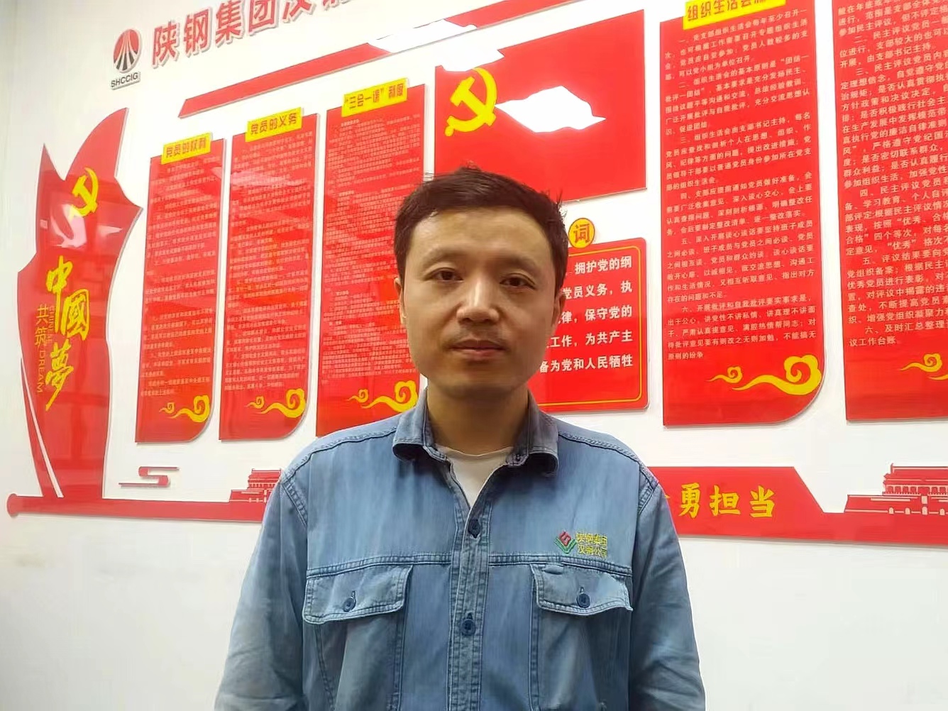 勞模宣講接地氣 ，點(diǎn)點(diǎn)星火照初心