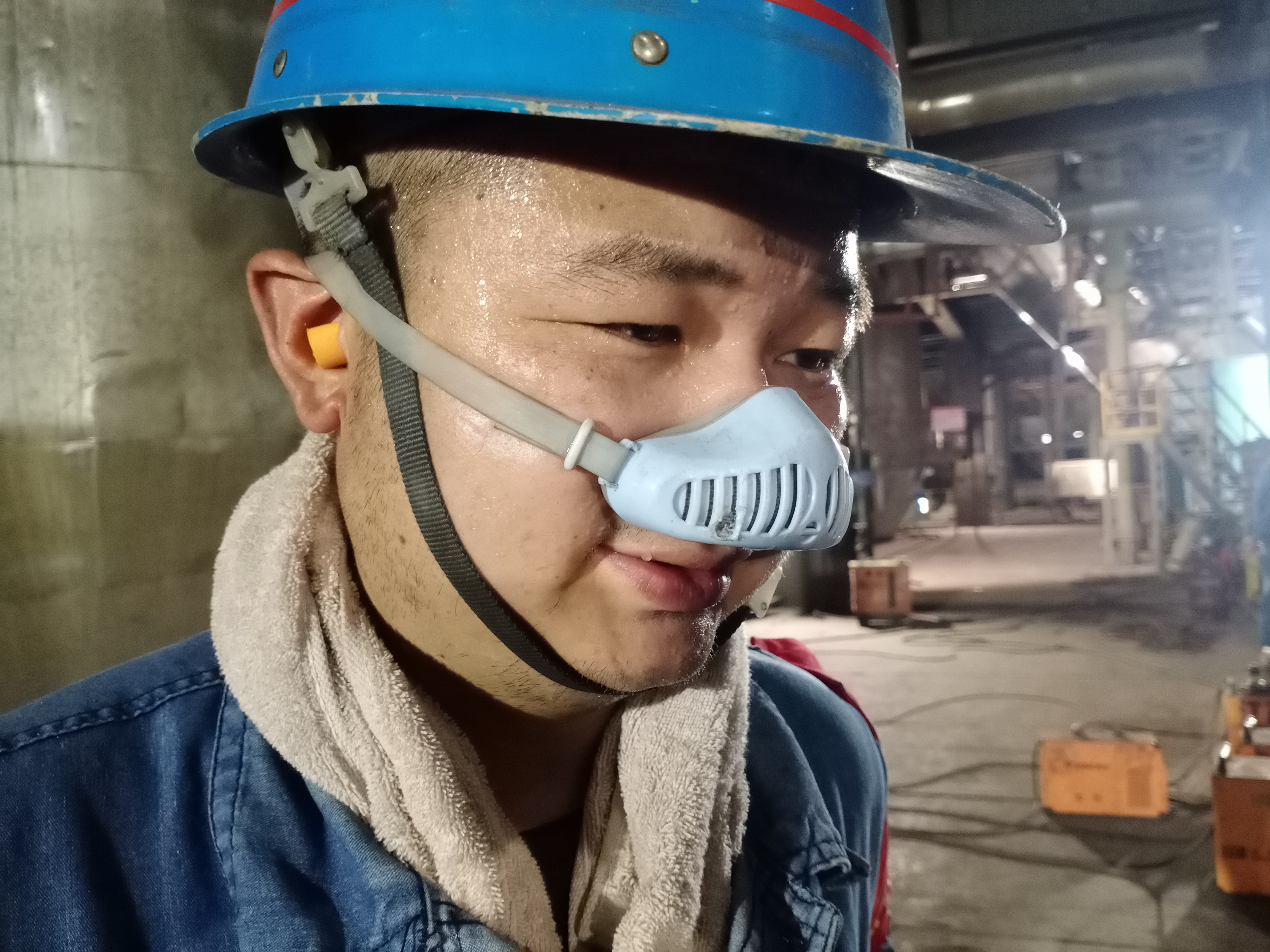 這樣的檢修人，“暑”你最美
