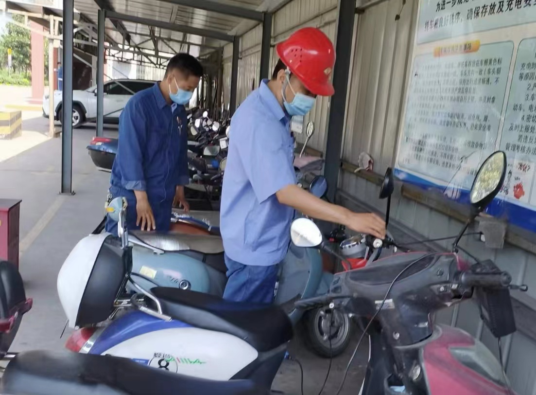 開展安全警示教育，筑牢交通安全防線