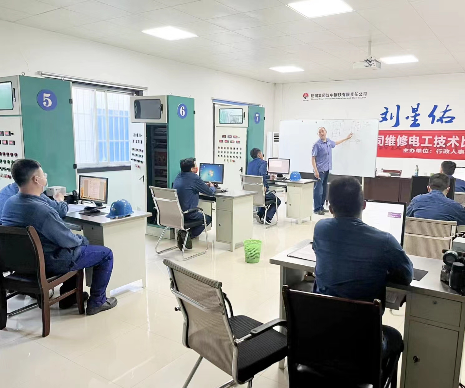 “爭”抓實干 擦亮設(shè)備保障底色