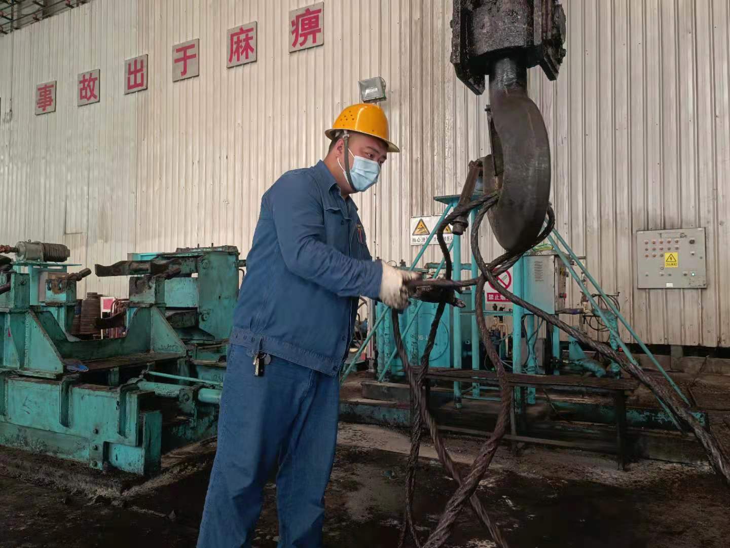 成長(zhǎng)在一面黨旗下的“安全尖兵”