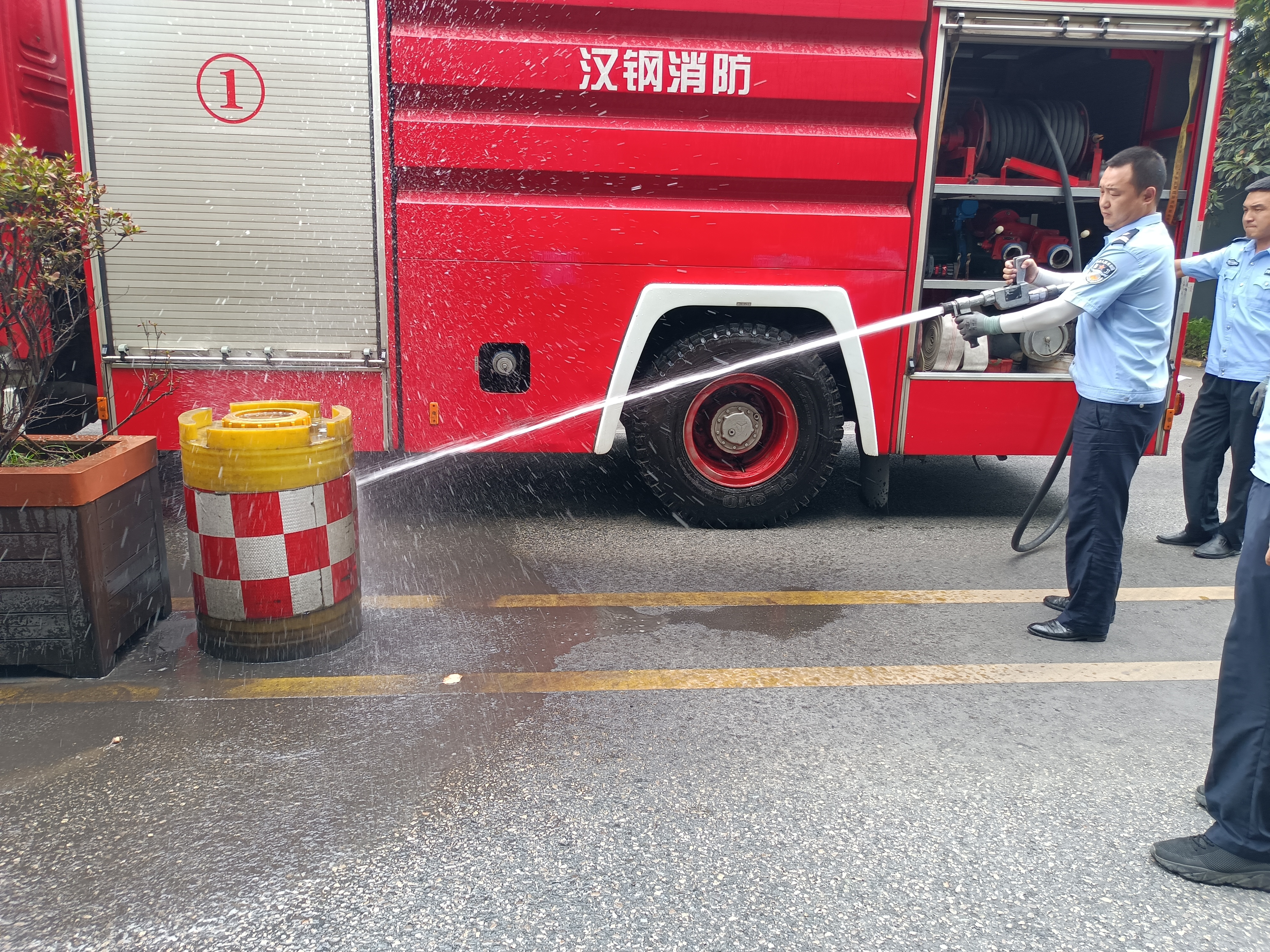 多措并舉，交通設(shè)施換新貌