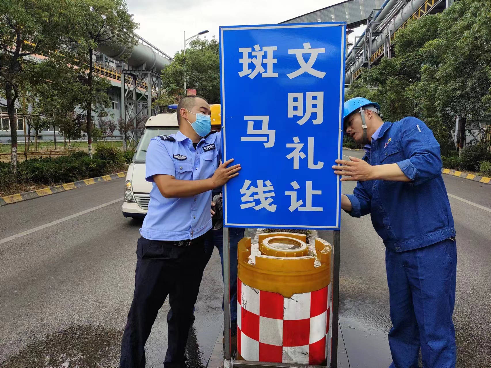 多措并舉，交通設(shè)施換新貌