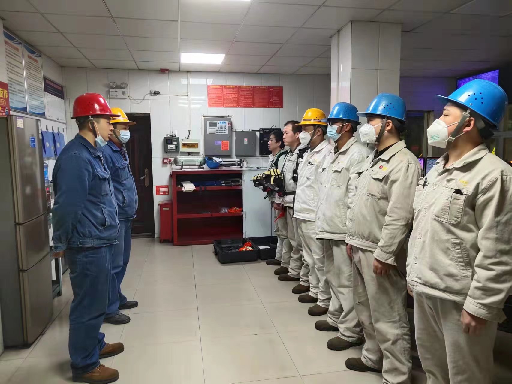 夯實(shí)班組建設(shè)，“步步為營”保安全