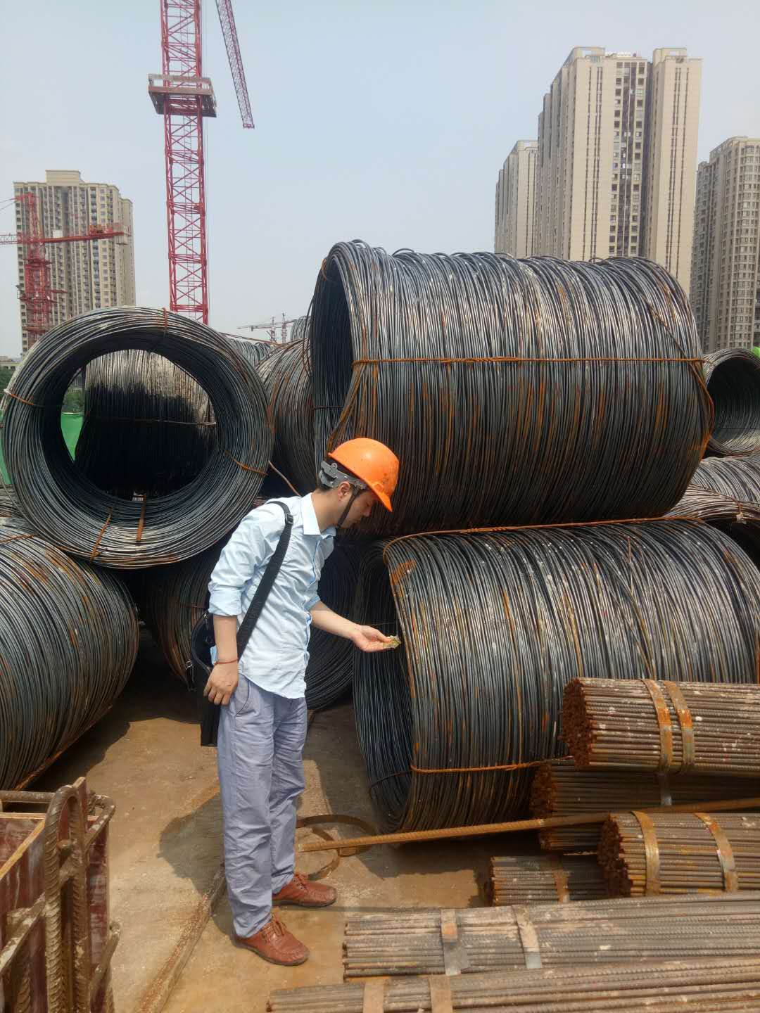 以四千精神為指南，全力做好品牌營銷工作