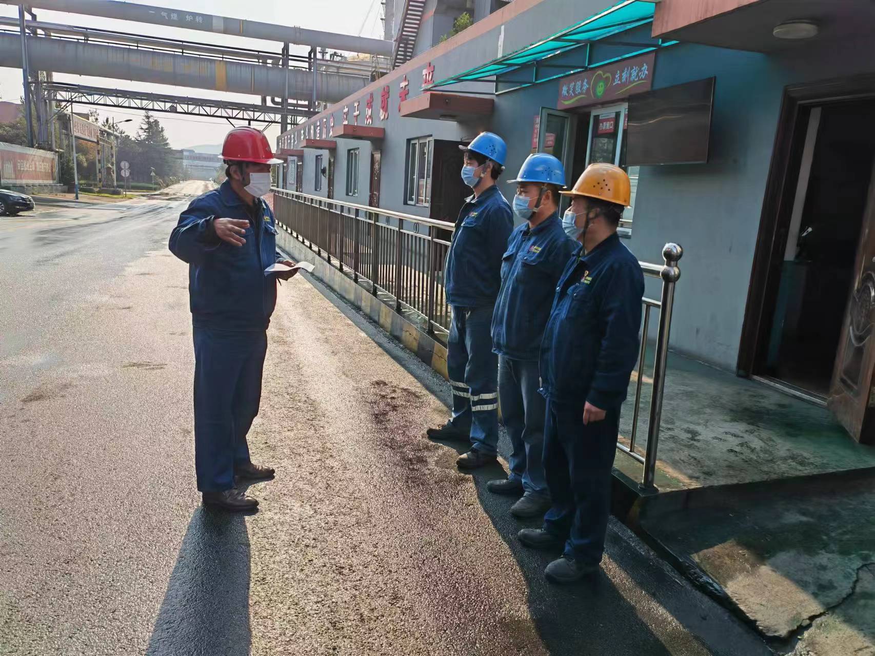 抓效益保順暢，做好企業(yè)生產(chǎn)經(jīng)營護(hù)航人