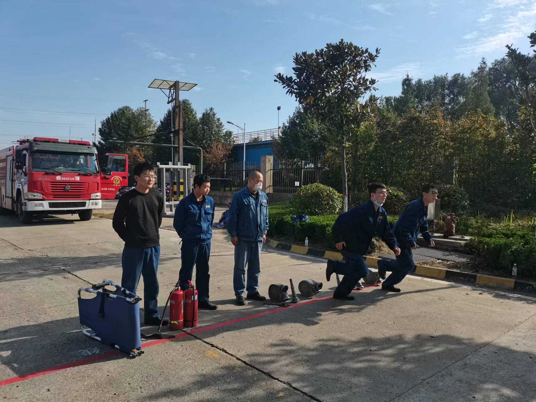 奮戰(zhàn)四季度，縱深推進“百日行動”