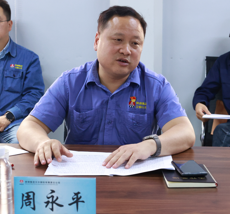 現(xiàn)場調(diào)研解難題 全力以赴提效能！ 周永平到中厚板廠、雙石礦業(yè)公司進行專題調(diào)研