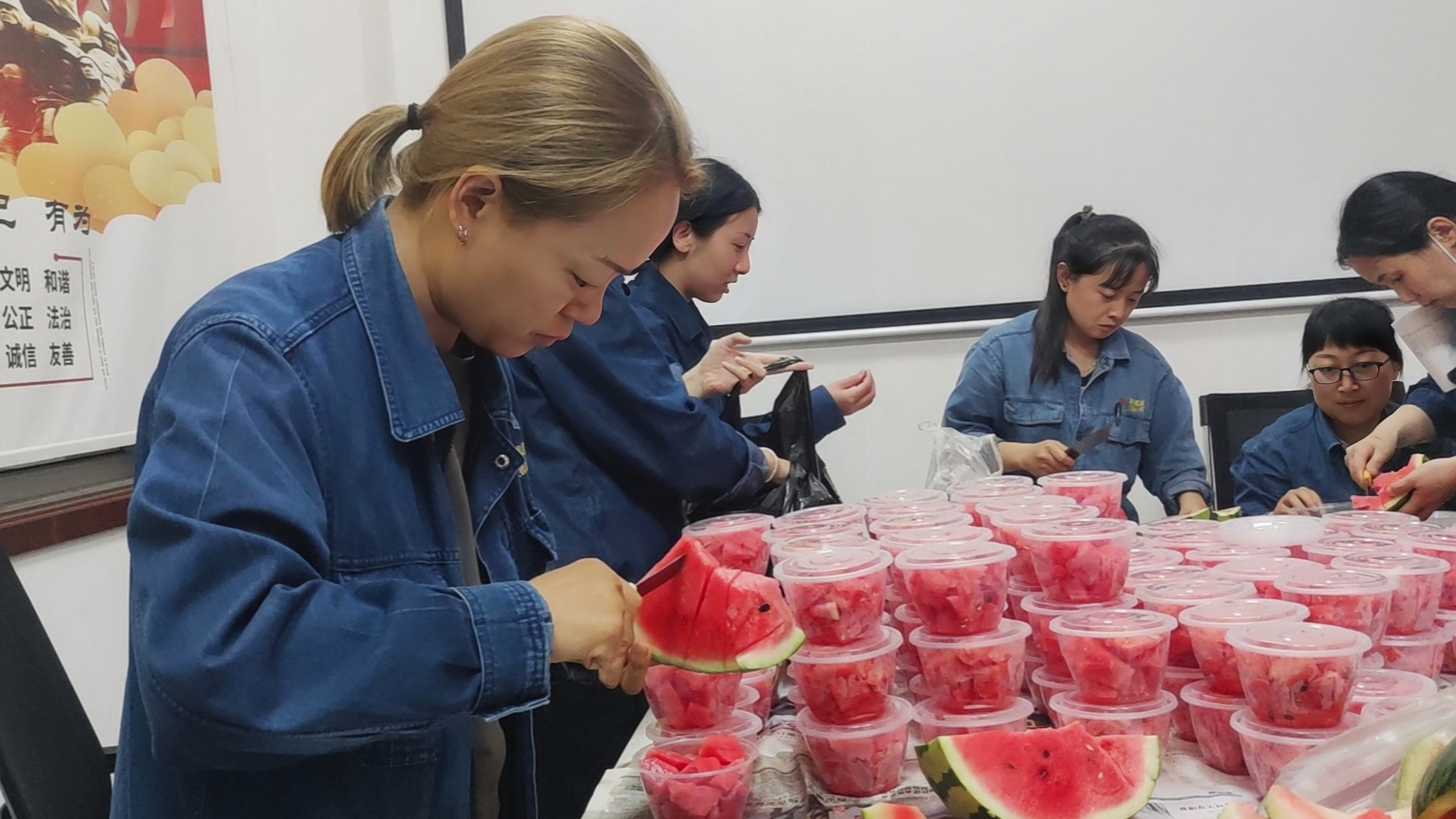 滿分熱情，答好高溫“烤”卷