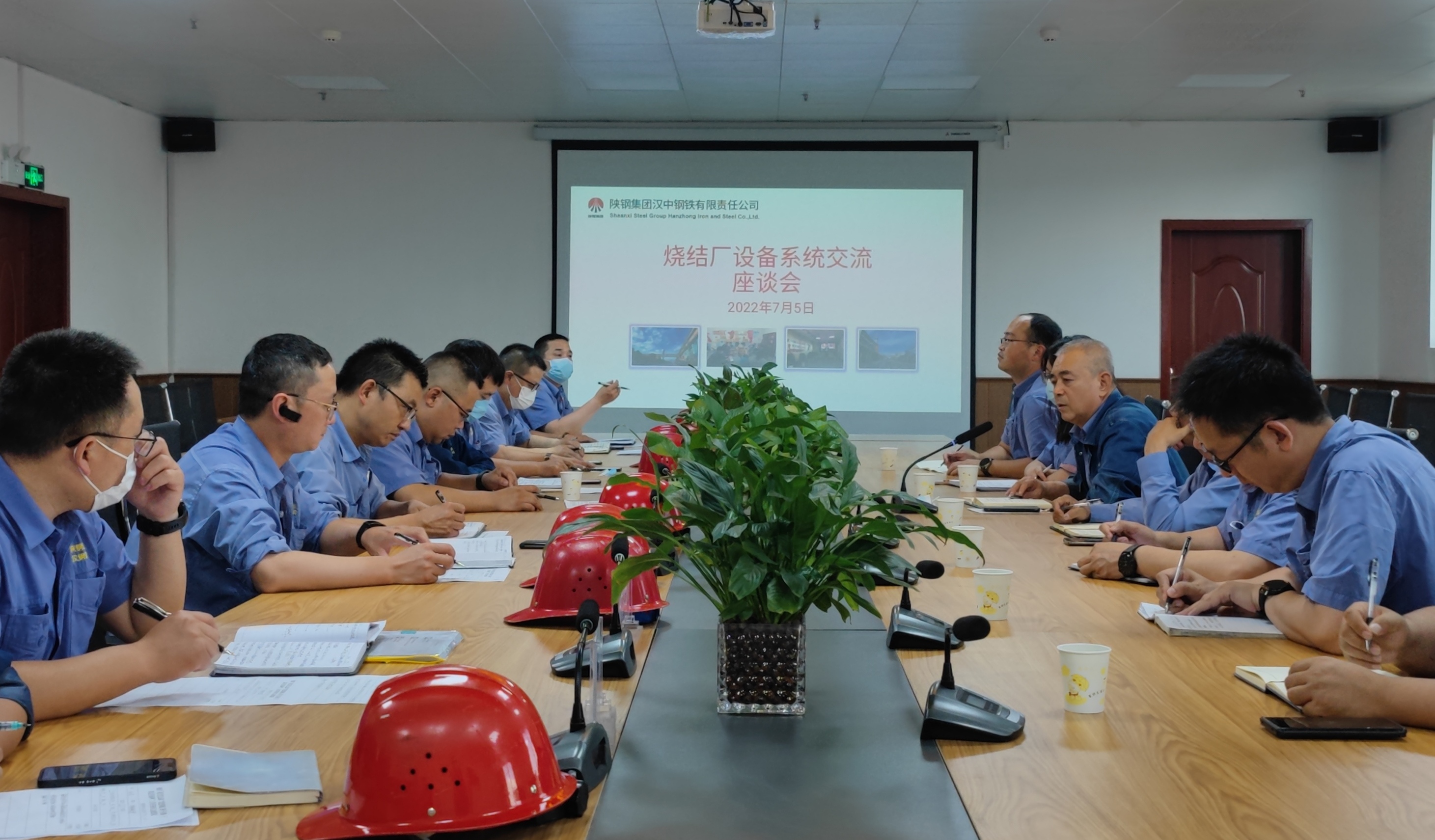 在“求真”上下功夫，在“務(wù)實”上見成效