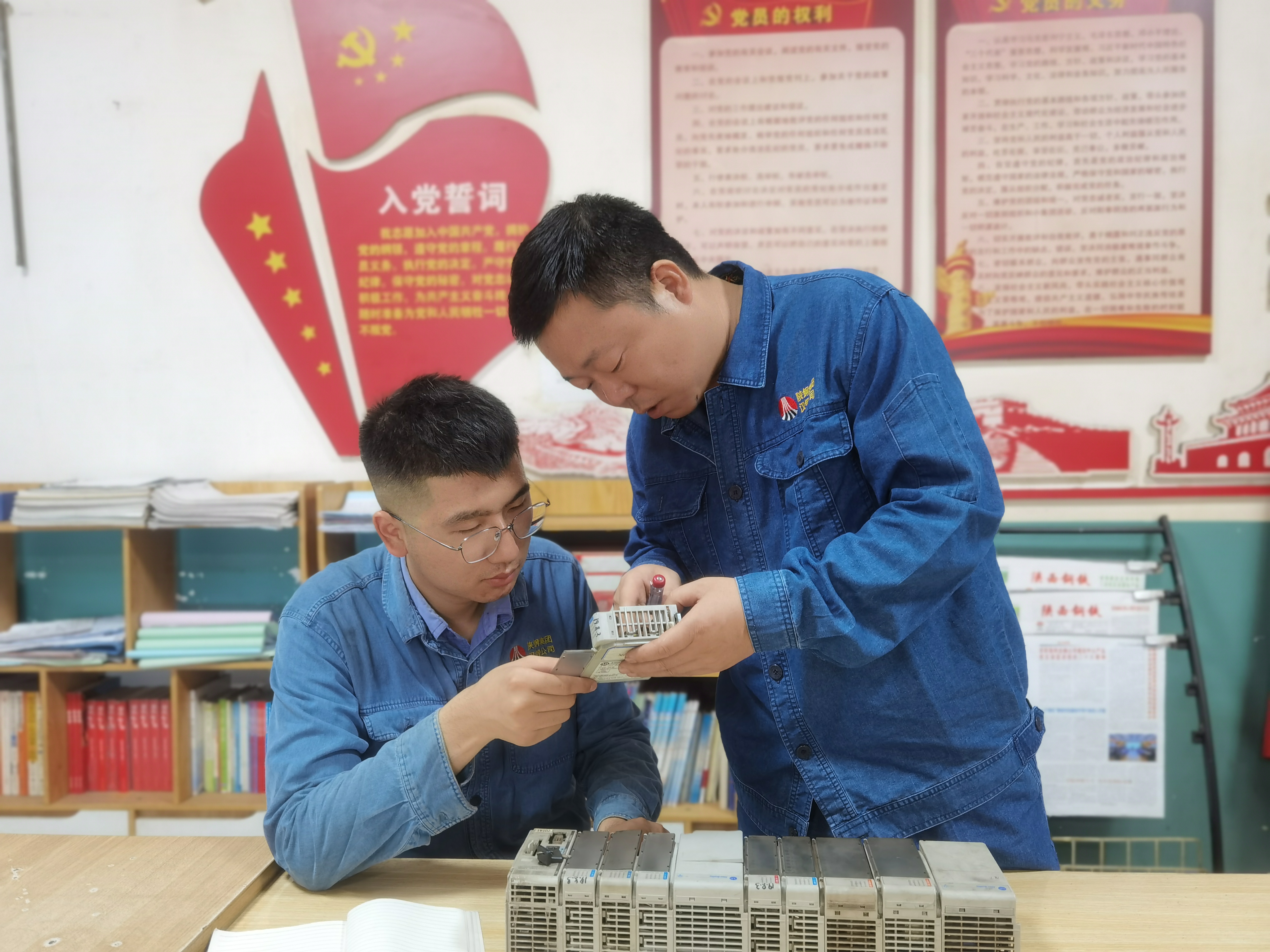 步步“精”心，打造班組建設(shè)“新引擎”