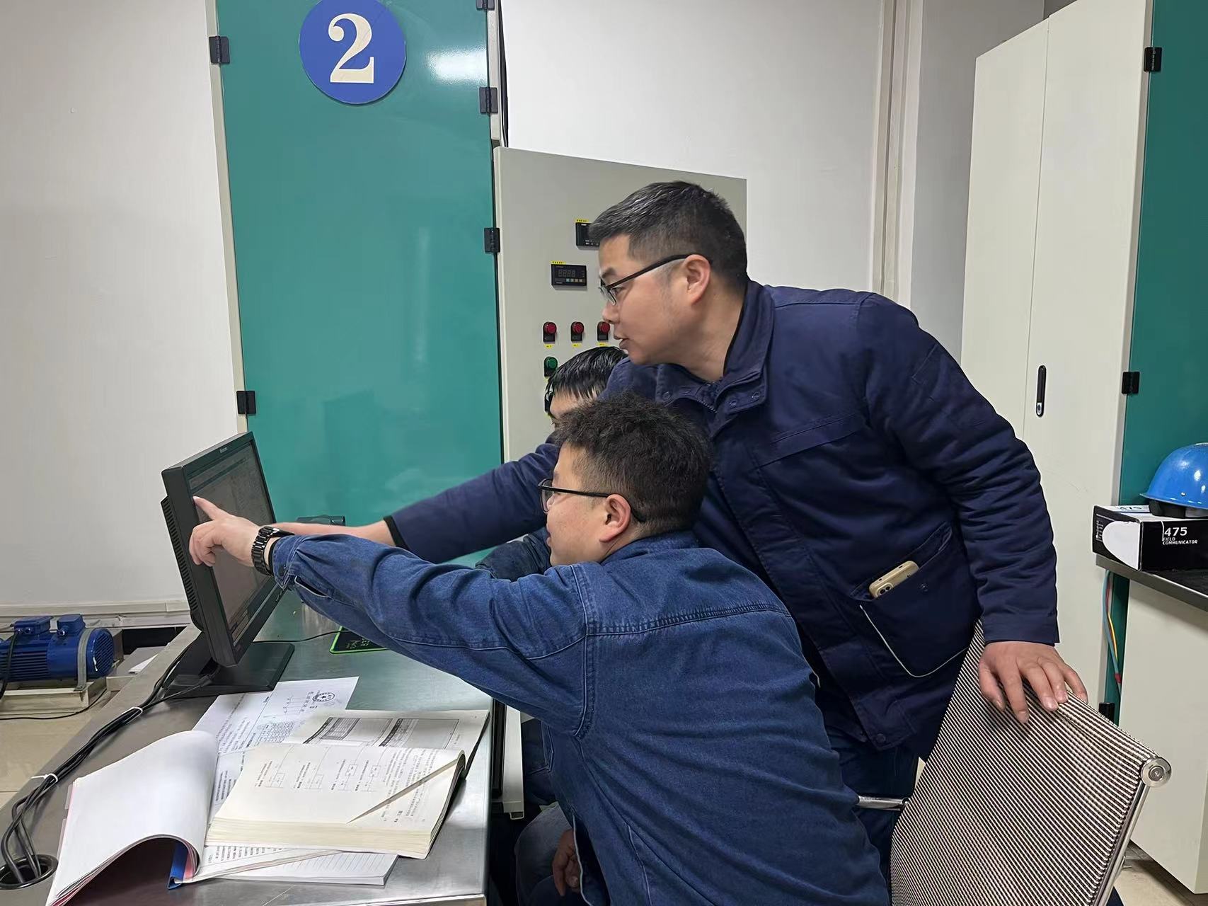 設(shè)備專班“注”入保障新動力
