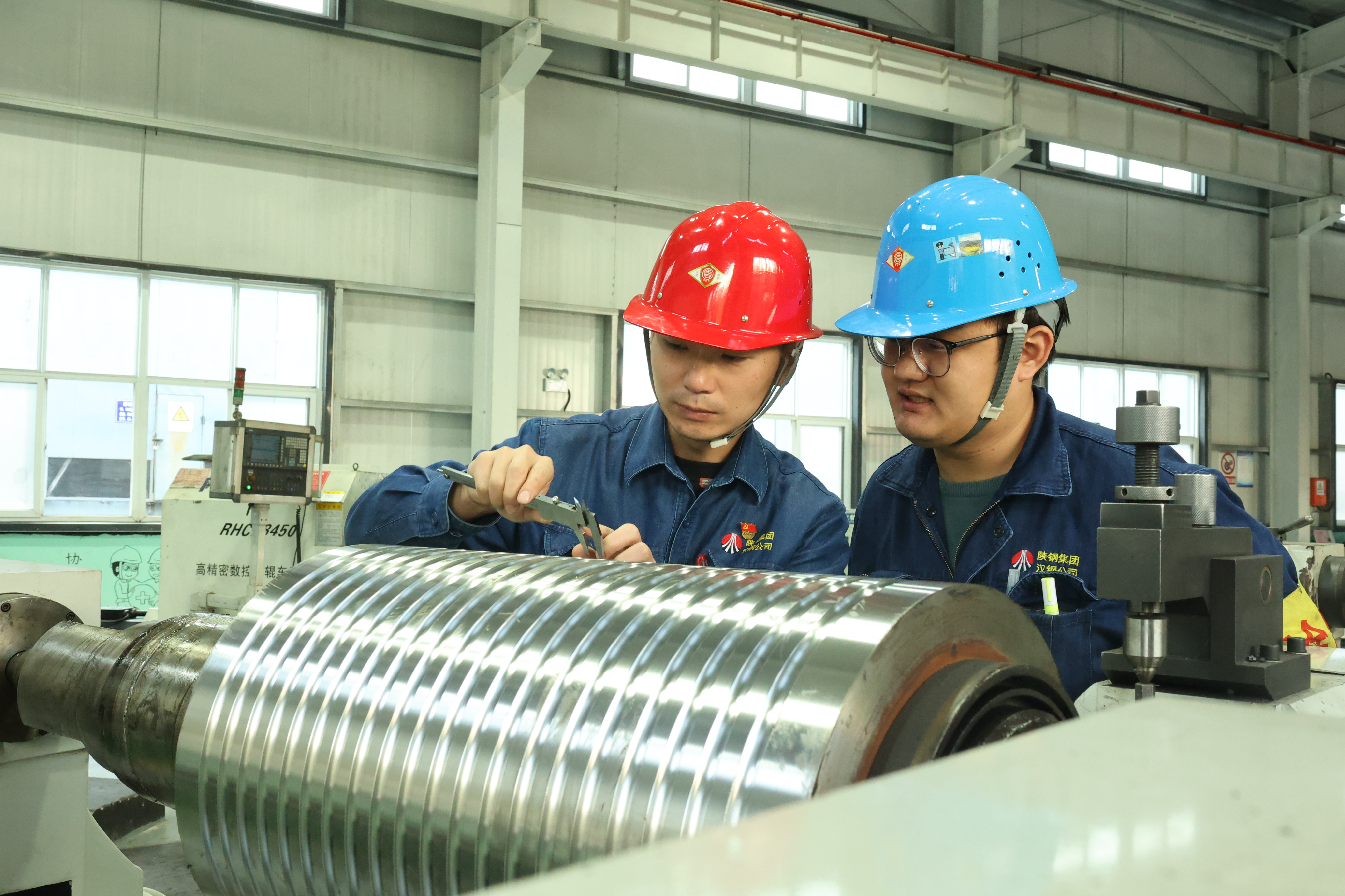 “學、析、加”  打造人才建設“新引擎”