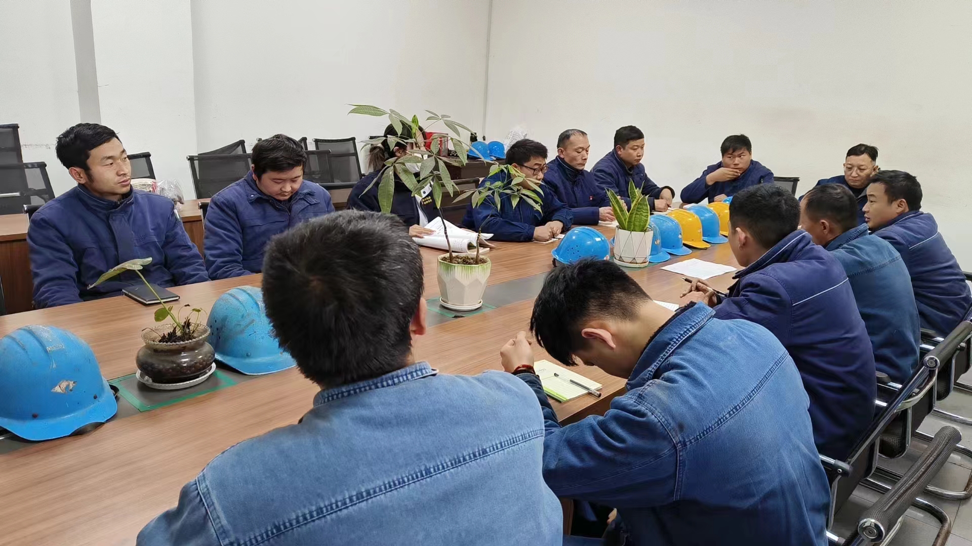 抓關(guān)鍵小事，為職工幸福“續(xù)航”