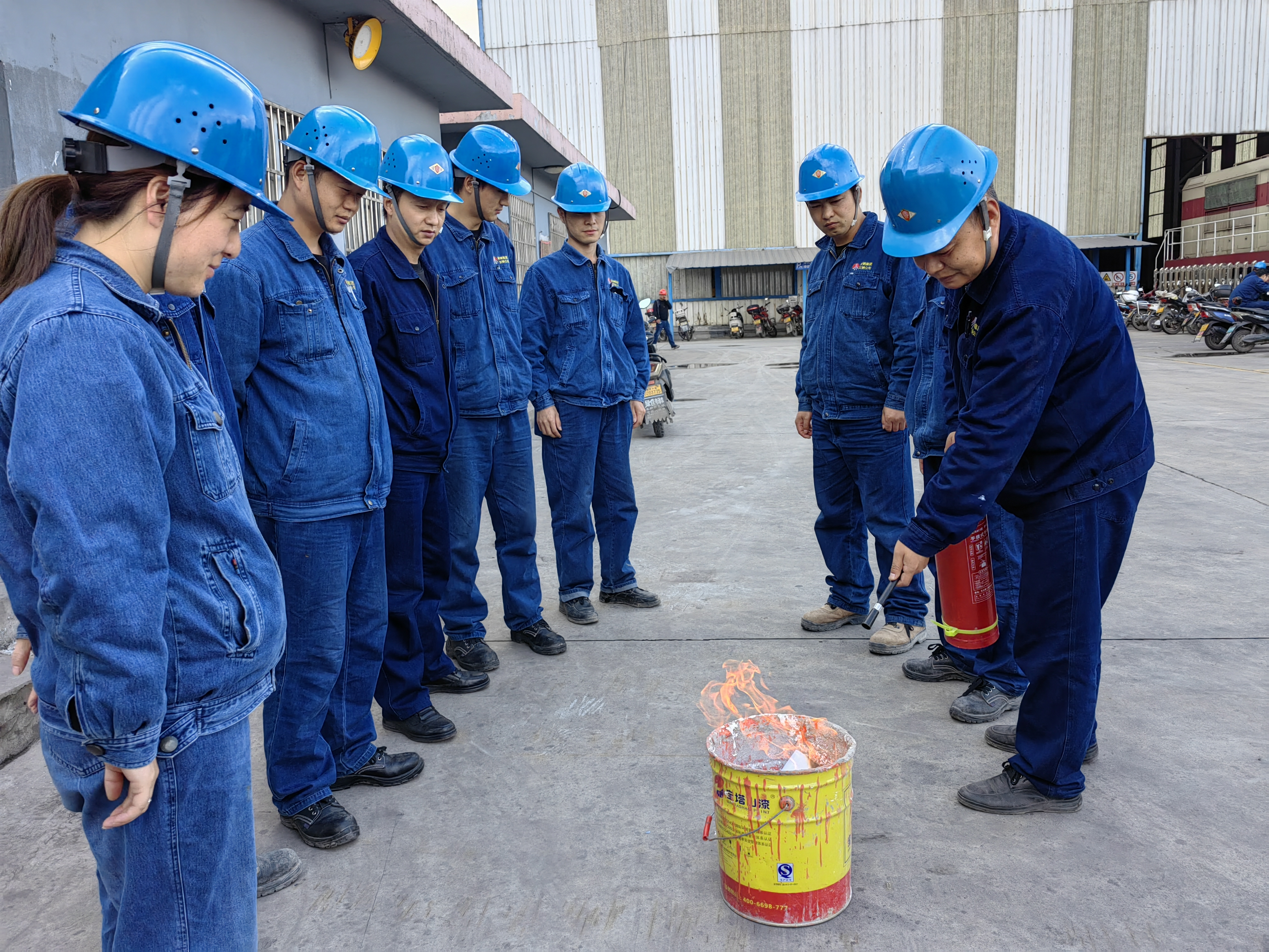 “護航、引路、擔責”漢鋼物流筑牢安全防線，守護企業(yè)命脈