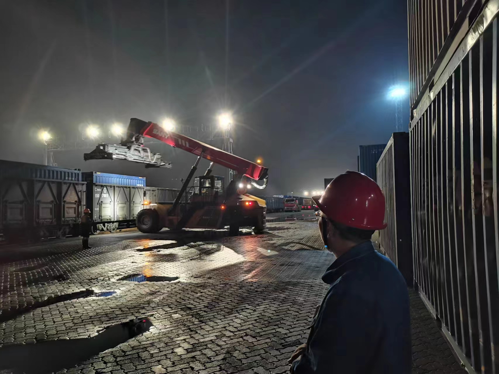 漢鋼公司搭建全維度現(xiàn)代化調度指揮體系