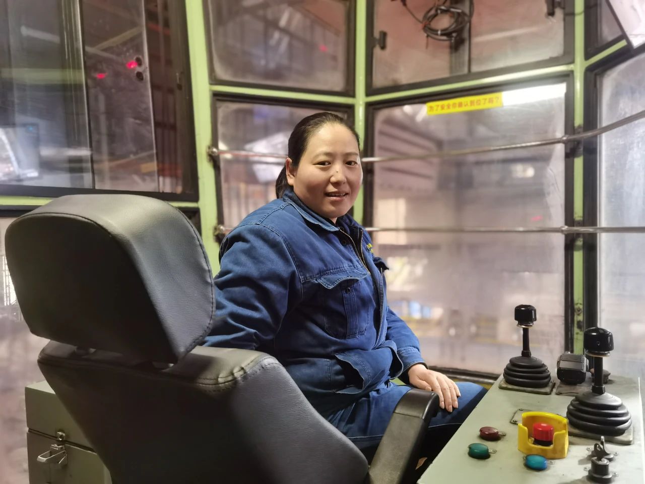 戰(zhàn)高溫，堅守一線不服“暑”