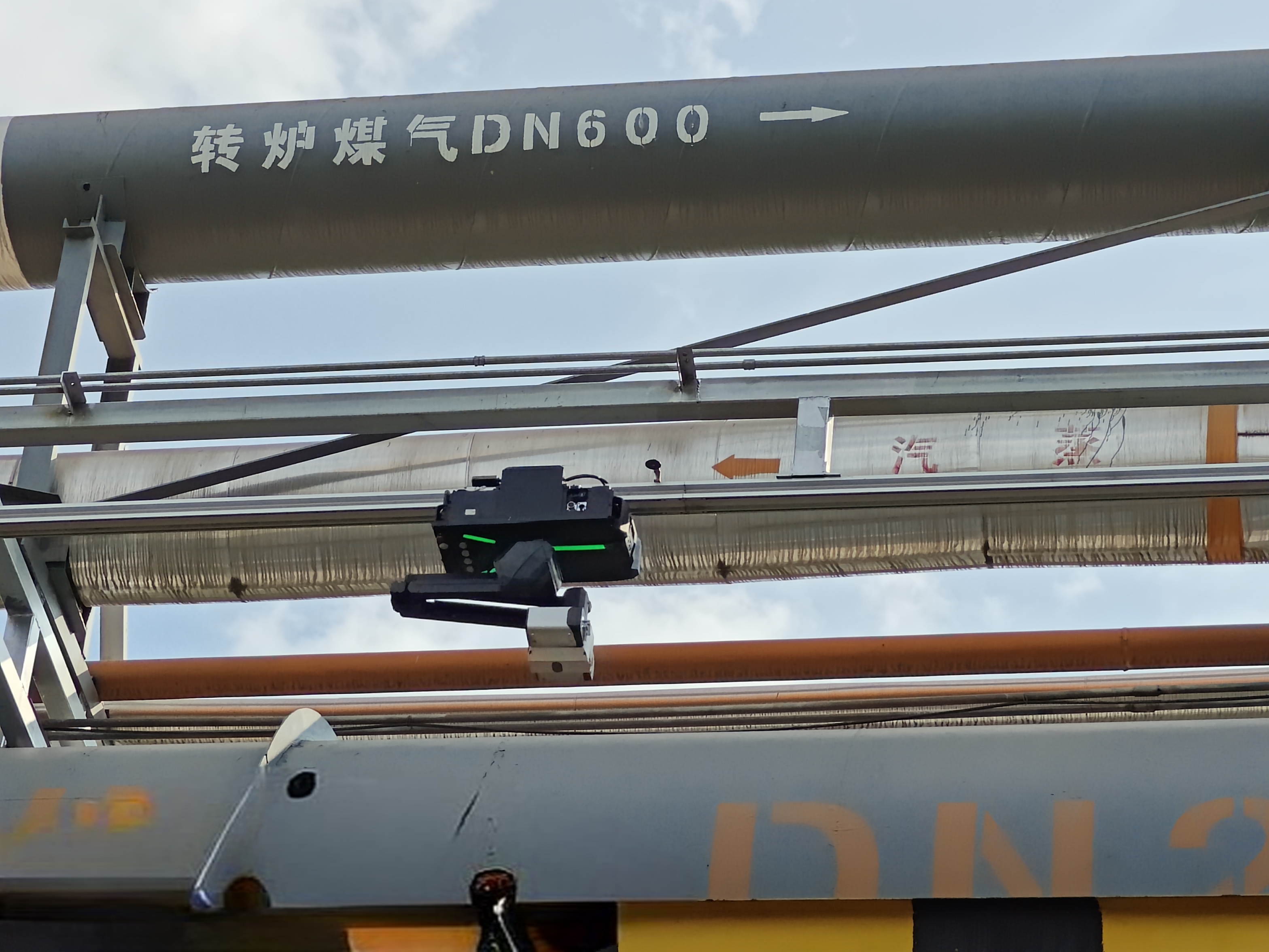 重磅！漢鋼公司煤氣管道巡檢機(jī)器人上崗啦！