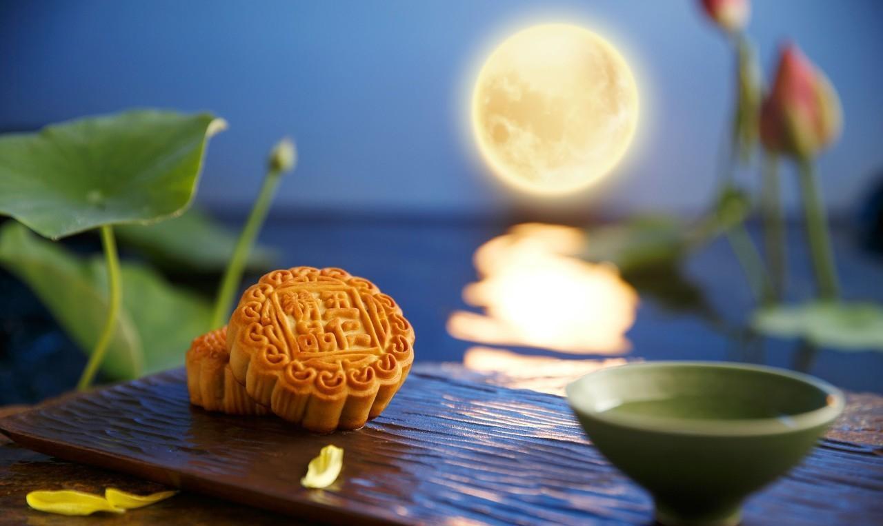 月滿中秋，情滿人間