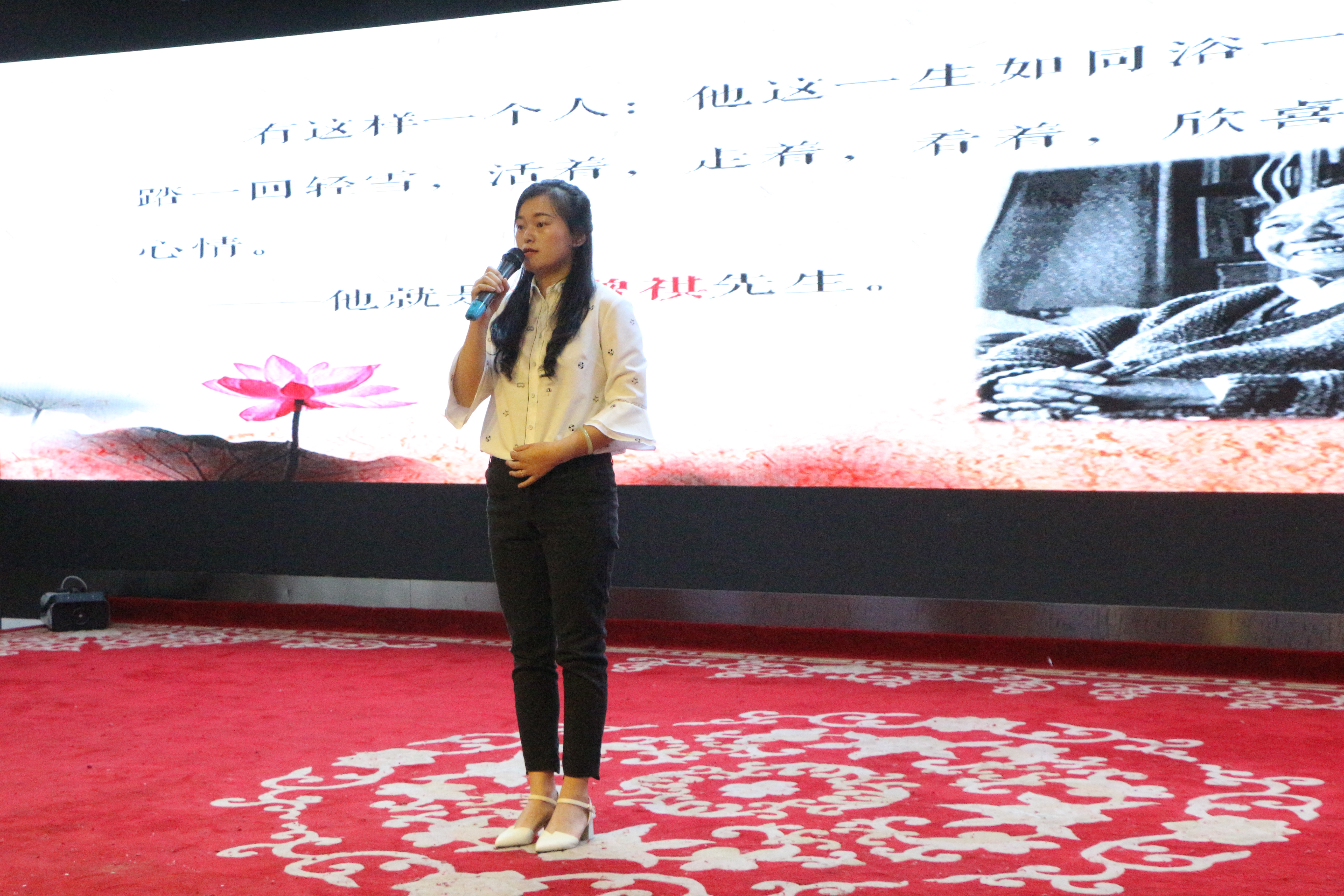 公司舉辦“書香三八”第三季之“圓夢新時代、綻放新風(fēng)采”悅讀分享大賽