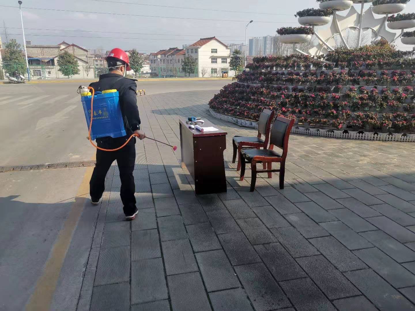 【鋼城文苑】致敬，疫情中最可愛的人
