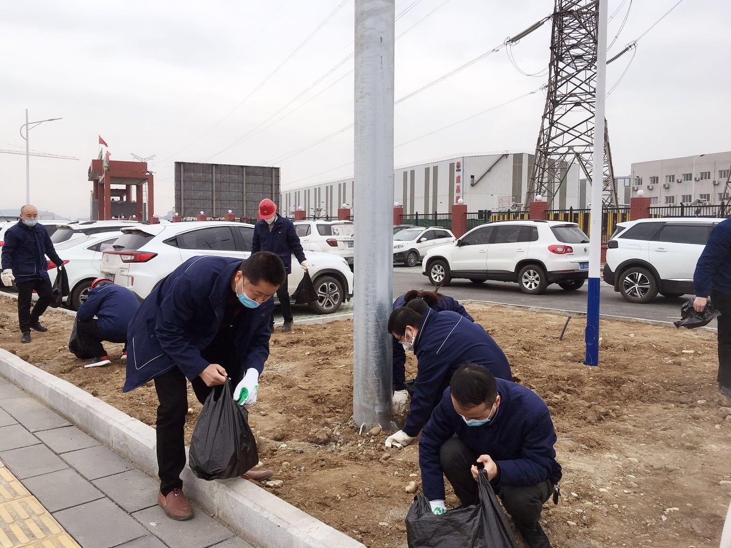 【美麗漢鋼】學(xué)雷鋒、樹新風(fēng)，機(jī)關(guān)四支部在行動(dòng)